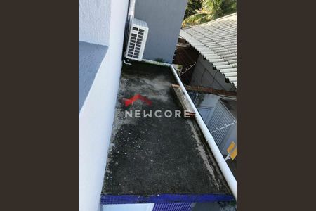 4_photo/94d1ffeffd.f0d246bad4da1cd5-ATLAS-8cc25f25-e963-4505-9c5c-12fd98566c72.jpg de casa à venda com 4 quartos, 340m² em Jardim Virginia, Guarujá