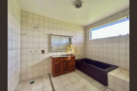 28_photo/94d1fff01b.7e2ea02b9085bf9d-ATLAS-010aec49-a0c3-4b5e-b75e-50c793e6b8d5.jpg de casa à venda com 4 quartos, 300m² em Jardim Virginia, Guarujá