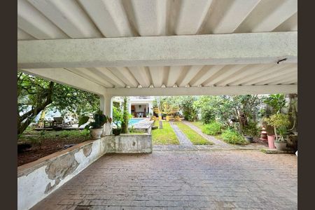 2_photo/94d1fff01b.7e2ea02b9085bf9d-ATLAS-08b6fef2-b795-4c89-a6ef-7f88277b08a2.jpg de casa à venda com 4 quartos, 300m² em Jardim Virginia, Guarujá