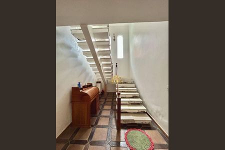 19_photo/94d1fff01b.7e2ea02b9085bf9d-ATLAS-c44faec8-fdfd-4e65-b15b-336b0fbb4dea.jpg de casa à venda com 4 quartos, 300m² em Jardim Virginia, Guarujá