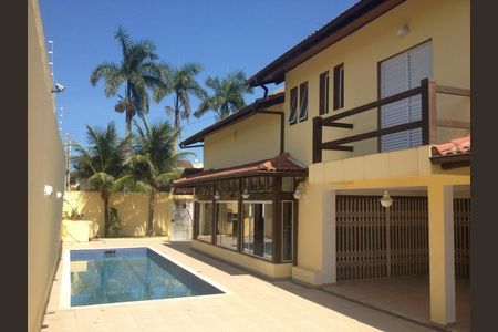 12_photo/94d1fff03f.1bb529b01f5e602e-ATLAS-d3fb3f96-02b7-41d1-99ea-5dc9f9b32975.jpg de casa à venda com 5 quartos, 240m² em Jardim Virginia, Guarujá