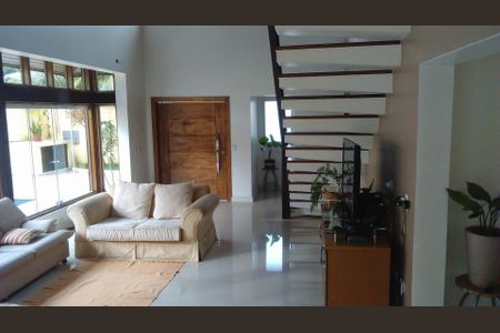 9_photo/94d1fff03f.1bb529b01f5e602e-ATLAS-e7afa5a2-4fa5-4803-ad7c-e1a2d23af60e.jpg de casa à venda com 5 quartos, 240m² em Jardim Virginia, Guarujá