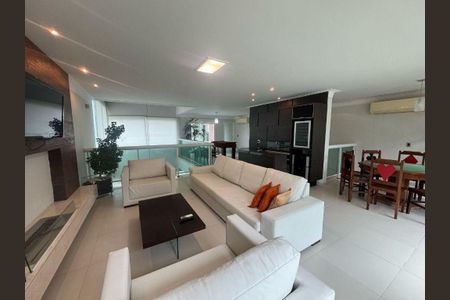 3_photo/94d1fff04d.1c30879e3ee593f9-ATLAS-54854a40-ac4e-4dbc-8e39-cc768251bc96.jpg de casa à venda com 7 quartos, 600m² em Jardim Virginia, Guarujá