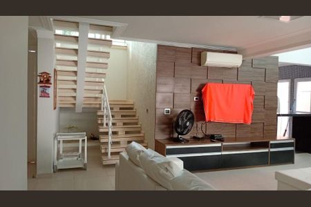 15_photo/94d1fff04d.1c30879e3ee593f9-ATLAS-5da46455-00aa-4852-ae56-06339fd218ce.jpg de casa à venda com 7 quartos, 600m² em Jardim Virginia, Guarujá