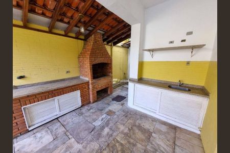 4_photo/94d1fff05b.d7a91d1757fec3a4-ATLAS-7427349d-bc7f-4a60-a9ea-5e616d2f9e3a.jpg de casa à venda com 4 quartos, 362m² em Jardim Virginia, Guarujá