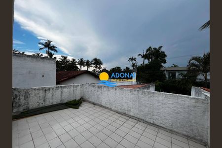 3_photo/94d1fff07b.732b7fd8aaa5f07d-ATLAS-0f029cc5-6907-436d-a359-cbff67d42e7b.jpg de casa à venda com 4 quartos, 251m² em Jardim Virginia, Guarujá