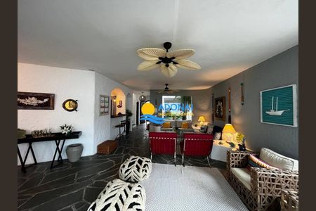 5_photo/94d1fff07b.732b7fd8aaa5f07d-ATLAS-1c6c09aa-4ea5-4a11-993b-bb8d9c266e33.jpg de casa à venda com 4 quartos, 251m² em Jardim Virginia, Guarujá