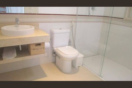 8_photo/94d1fff087.4cea1a0b3f6bbd2f-ATLAS-237a0081-a947-44af-80df-6783c9b5ff60.jpg de casa à venda com 5 quartos, 500m² em Jardim Virginia, Guarujá