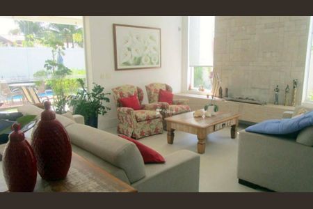 4_photo/94d1fff087.4cea1a0b3f6bbd2f-ATLAS-89c0fd48-89aa-48d6-b87b-7bf92d007d3b.jpg de casa à venda com 5 quartos, 500m² em Jardim Virginia, Guarujá