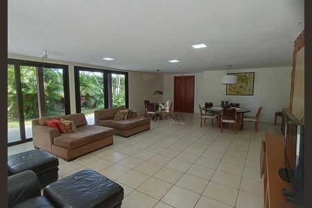 8_photo/94d1fff0e9.3e1b4b7d4b39a1bc-ATLAS-69b98b9a-0480-4859-b1e5-c67ef3e85a97.jpg de casa à venda com 5 quartos, 365m² em Jardim Virginia, Guarujá