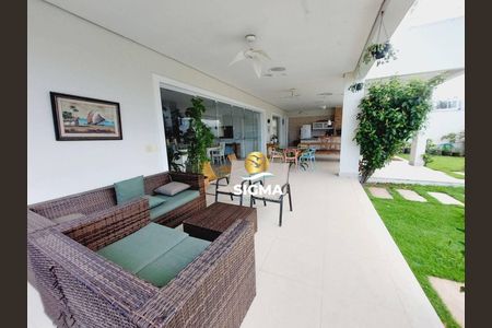 17_photo/94d1fff0f5.ceff8192393c33de-ATLAS-1028b020-0aa4-4198-bf21-d8dae831e924.jpg de casa à venda com 5 quartos, 452m² em Jardim Virginia, Guarujá