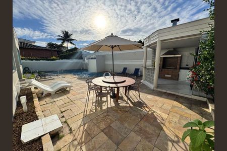 12_photo/94d1fff1cd.62df8a7ab68ccaa0-ATLAS-434ab101-0c24-40fe-af57-7c190e055faa.jpg de casa à venda com 5 quartos, 371m² em Enseada, Guarujá