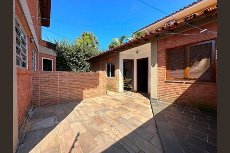 8_photo/94d1fff42b.1748acb53065b862-ATLAS-37643b71-92a1-4bd6-ab5e-bdcbb3f6bc49.jpg de casa à venda com 3 quartos, 286m² em Jardim Virginia, Guarujá