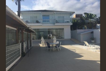 49_photo/94d1fff5d5.9612c2c0390caf5f-ATLAS-c8ef6285-b844-41f6-90ea-8a44e5db9f81.jpg de casa à venda com 4 quartos, 513m² em Jardim Virginia, Guarujá