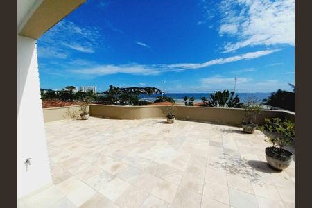 27_photo/94d1fff5d7.e98a0441d5514113-ATLAS-e2e4da9f-bdcd-4e88-b404-90eb9b237331.jpg de casa à venda com 4 quartos, 425m² em Jardim Virginia, Guarujá