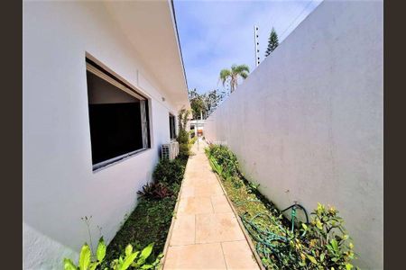 11_photo/94d1fff5d9.07f29284d16cc936-ATLAS-80c7befd-e2b8-44c3-ad08-aa87dd0d92e0.jpg de casa à venda com 6 quartos, 420m² em Jardim Virginia, Guarujá