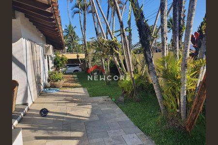 4_photo/94d1fff5f3.54b8780a509023fd-ATLAS-bd9b1877-284e-4eb2-a1a8-bcaf0dea010b.jpg de casa à venda com 4 quartos, 420m² em Jardim Virginia, Guarujá