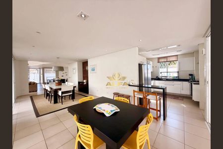 10_photo/94d1fff5f5.a15f321e408d66f6-ATLAS-da56b59b-c3c9-49c4-be5e-e417b206c1e4.jpg de casa à venda com 6 quartos, 385m² em Jardim Virginia, Guarujá