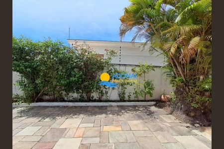 10_photo/94d1fff60b.4b1992a7ab35c141-ATLAS-57ba8bfa-3d81-4624-a6f3-e1d2fc49c03c.jpg de casa à venda com 5 quartos, 240m² em Jardim Virginia, Guarujá