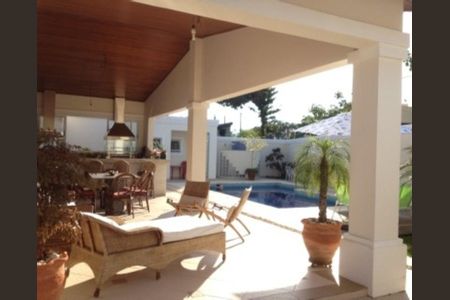 5_photo/94d1fff633.e6f02a1e96aef2b1-ATLAS-91ec45e3-e707-4068-9c80-60471c7357d8.jpg de casa à venda com 3 quartos, 220m² em Jardim Virginia, Guarujá