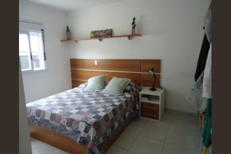 4_photo/94d1fff633.e6f02a1e96aef2b1-ATLAS-c6d94d3a-052d-4204-a437-9cb2744bb983.jpg de casa à venda com 3 quartos, 220m² em Jardim Virginia, Guarujá