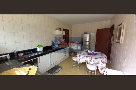 19_photo/94d1fff641.ceff8192393c33de-ATLAS-72b11d7e-ae2f-4299-ad69-0f2beb0887f3.jpg de casa para alugar com 4 quartos, 214m² em Jardim Virginia, Guarujá