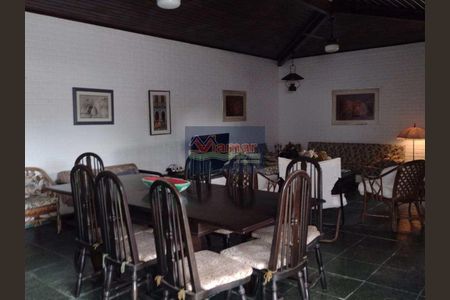 5_photo/94d1fff661.ceff8192393c33de-ATLAS-3a5ac064-42f7-4fee-9a8c-3bbbdf1efdb4.jpg de casa à venda com 5 quartos, 220m² em Jardim Virginia, Guarujá