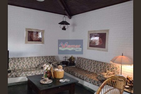 6_photo/94d1fff661.ceff8192393c33de-ATLAS-4d7088a8-7a2c-4b36-9e86-36eb2bfe04d0.jpg de casa à venda com 5 quartos, 220m² em Jardim Virginia, Guarujá