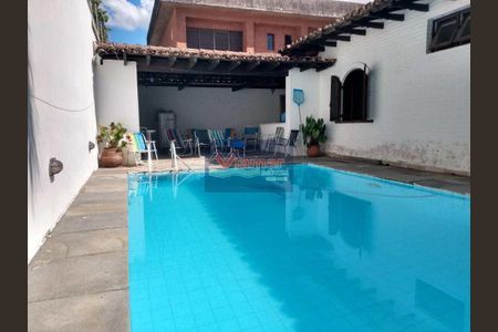 7_photo/94d1fff661.ceff8192393c33de-ATLAS-4fdb37e9-a315-4e12-8fa7-45ba4ffb0b4a.jpg de casa à venda com 5 quartos, 220m² em Jardim Virginia, Guarujá