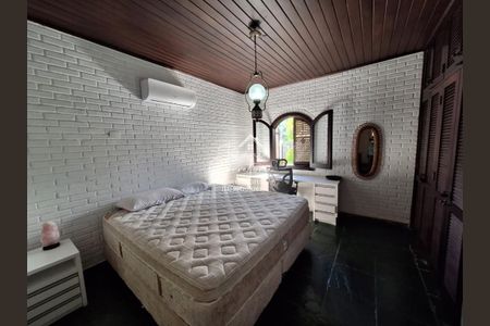 11_photo/94d1fff679.cb4a3f4e1d4d223a-ATLAS-8255310d-2fba-4ac8-8ab1-925112afa357.jpg de casa à venda com 5 quartos, 250m² em Jardim Virginia, Guarujá