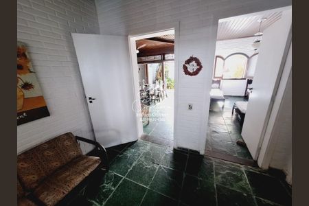 6_photo/94d1fff679.cb4a3f4e1d4d223a-ATLAS-a8427b2c-6337-4e24-ab12-89cd182816c4.jpg de casa à venda com 5 quartos, 250m² em Jardim Virginia, Guarujá