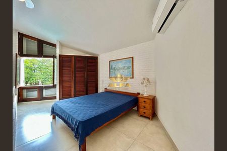 10_photo/94d1fff67d.7a61e156c00713ac-ATLAS-52cf394a-de4b-4bff-9a5b-a4dc49ea44a2.jpg de casa à venda com 8 quartos, 329m² em Jardim Virginia, Guarujá