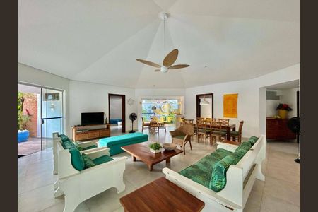 2_photo/94d1fff67d.7a61e156c00713ac-ATLAS-9f7fa96b-ba07-4df6-93db-3feab546ff95.jpg de casa à venda com 8 quartos, 329m² em Jardim Virginia, Guarujá