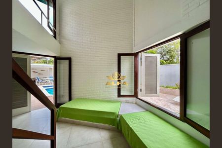 6_photo/94d1fff67d.93b8fa184532727f-ATLAS-b3df20b3-ed1f-43d0-ab5f-465251c83b3e.jpg de casa à venda com 8 quartos, 329m² em Jardim Virginia, Guarujá