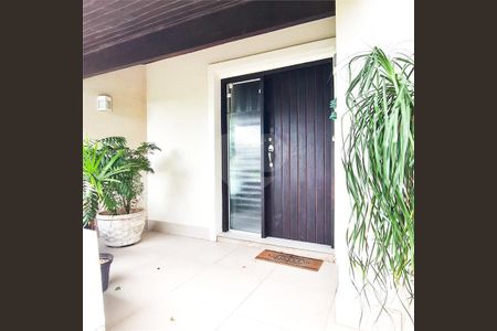 12_photo/94d1fff69f.a0e5f08679d4b1b0-ATLAS-80d53d99-84e8-42f8-a277-ae7f3ed12dec.jpg de casa à venda com 3 quartos, 700m² em Jardim Virginia, Guarujá