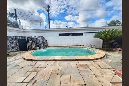 12_photo/94d1fff711.732b7fd8aaa5f07d-ATLAS-22efc655-e9a3-41e0-9d79-77007d85011f.jpg de casa à venda com 5 quartos, 283m² em Jardim Virginia, Guarujá