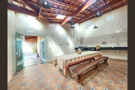 12_photo/94d1fff711.732b7fd8aaa5f07d-ATLAS-737800d3-1b80-4c9e-a84d-6cbee91e255c.jpg de casa à venda com 5 quartos, 283m² em Jardim Virginia, Guarujá