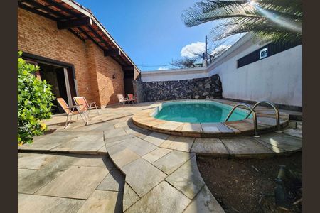 10_photo/94d1fff711.732b7fd8aaa5f07d-ATLAS-82c82f75-5781-43f3-b7ab-66f1bcaabb60.jpg de casa à venda com 5 quartos, 283m² em Jardim Virginia, Guarujá