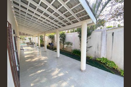 11_photo/94d1fff75f.adbb37f92a381176-ATLAS-e69ad604-a3cf-4ce4-93be-cf31907c776a.jpg de casa à venda com 4 quartos, 500m² em Jardim Virginia, Guarujá