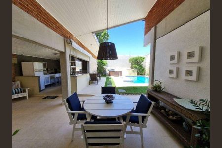 3_photo/94d1fff761.1d1aa4053f8aee39-ATLAS-68a47cba-09a8-42a2-94da-cf8e7d1441a7.jpg de casa à venda com 4 quartos, 240m² em Balneario Cidade Atlantica, Guarujá