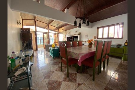 8_photo/94d1fff771.1bb529b01f5e602e-ATLAS-4d41a681-cd0e-42c9-b361-aa62541e3a84.jpg de casa à venda com 4 quartos, 225m² em Jardim Virginia, Guarujá