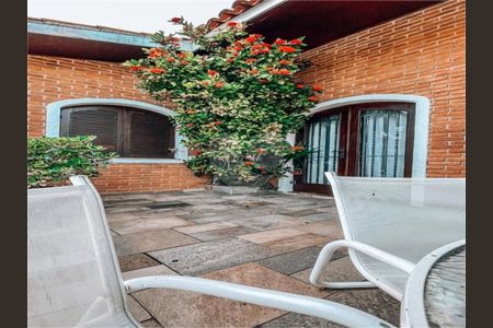 7_photo/94d1fff793.96ab9a77f00113ea-ATLAS-094ce1ca-bd42-4e9a-938f-bd5d936353da.jpg de casa à venda com 3 quartos, 380m² em Jardim Virginia, Guarujá