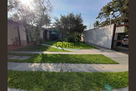 1_photo/94d1fff7bb.ead0744c2329e0c8-ATLAS-e405cde7-e2c8-4b3d-8267-4a3508fccb95.jpg de casa à venda com 5 quartos, 161m² em Jardim Virginia, Guarujá