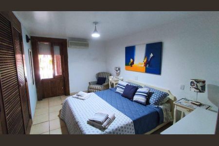 3_photo/94d1fff7ed.5cacb5cd1a05b02e-ATLAS-0b495bf2-fd39-4f73-a555-4bface40831a.jpg de casa à venda com 5 quartos, 421m² em Jardim Virginia, Guarujá