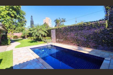 4_photo/94d1fff7ed.5cacb5cd1a05b02e-ATLAS-461cf8a1-76c6-40c7-888f-a828028d2a27.jpg de casa à venda com 5 quartos, 421m² em Jardim Virginia, Guarujá