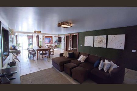 19_photo/94d1fff7ed.5cacb5cd1a05b02e-ATLAS-591c9c92-094b-4e1b-98bc-a16eea8e31f9.jpg de casa à venda com 5 quartos, 421m² em Jardim Virginia, Guarujá