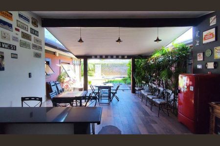 13_photo/94d1fff7ed.5cacb5cd1a05b02e-ATLAS-93d32c83-60d2-48ef-bdb2-d20449eb981c.jpg de casa à venda com 5 quartos, 421m² em Jardim Virginia, Guarujá