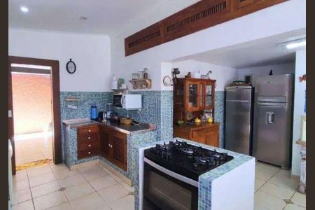 16_photo/94d1fff7f3.72c99cad9401b729-ATLAS-cfb7c434-bc05-402e-acaa-12919726330f.jpg de casa à venda com 5 quartos, 421m² em Jardim Virginia, Guarujá