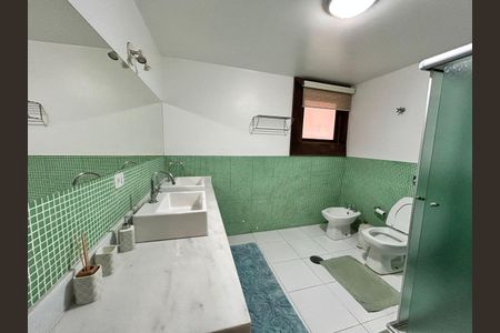 29_photo/94d1fff7f3.72c99cad9401b729-ATLAS-dfc02630-a77d-4882-b40a-5663c8d16c93.jpg de casa à venda com 5 quartos, 421m² em Jardim Virginia, Guarujá
