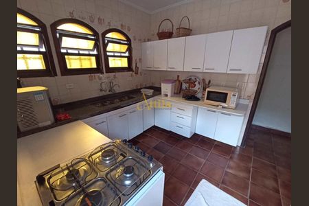 4_photo/94d1fff82d.469a4362e5518181-ATLAS-a14db918-e181-4a0e-9f2a-2a2d18fc1659.jpg de casa à venda com 3 quartos, 307m² em Jardim Virginia, Guarujá